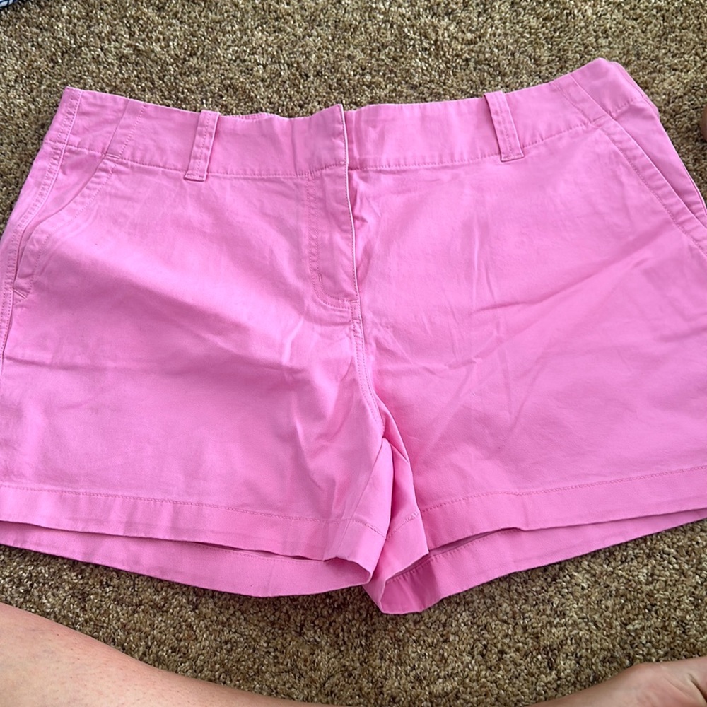Vineyard vines chino shorts
